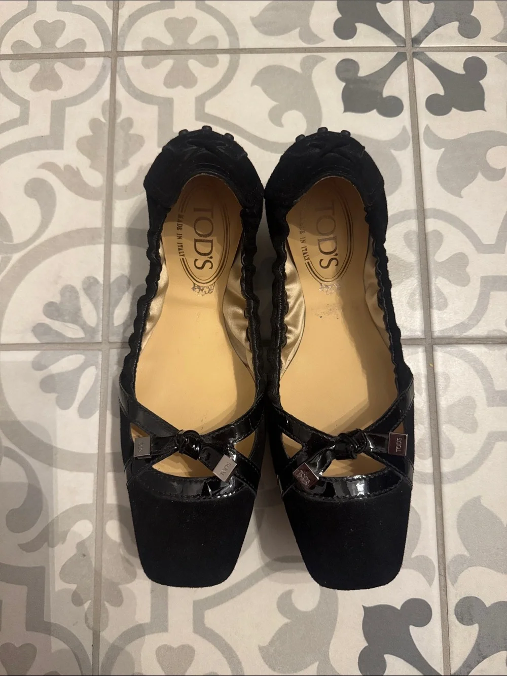 TOD'S Black Suede & Patent Bow Square-Toe Ballet Flats